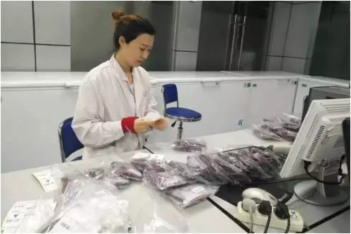 成都市血液中心全力做好8.8九寨沟地震血液应急救援工作 成都市血液中心全力做好8.8九寨沟地震血液应急救援工作